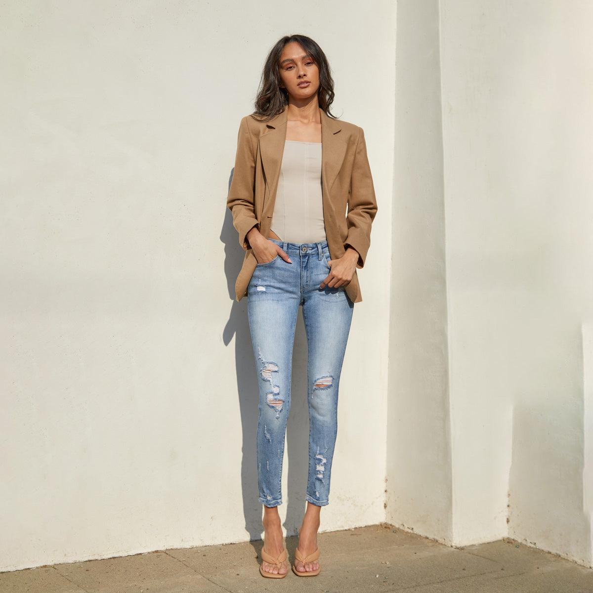 Women's Distress Ankle-Cut Skinnies Medium-Washed Jeans - Jeans - BellanBlue