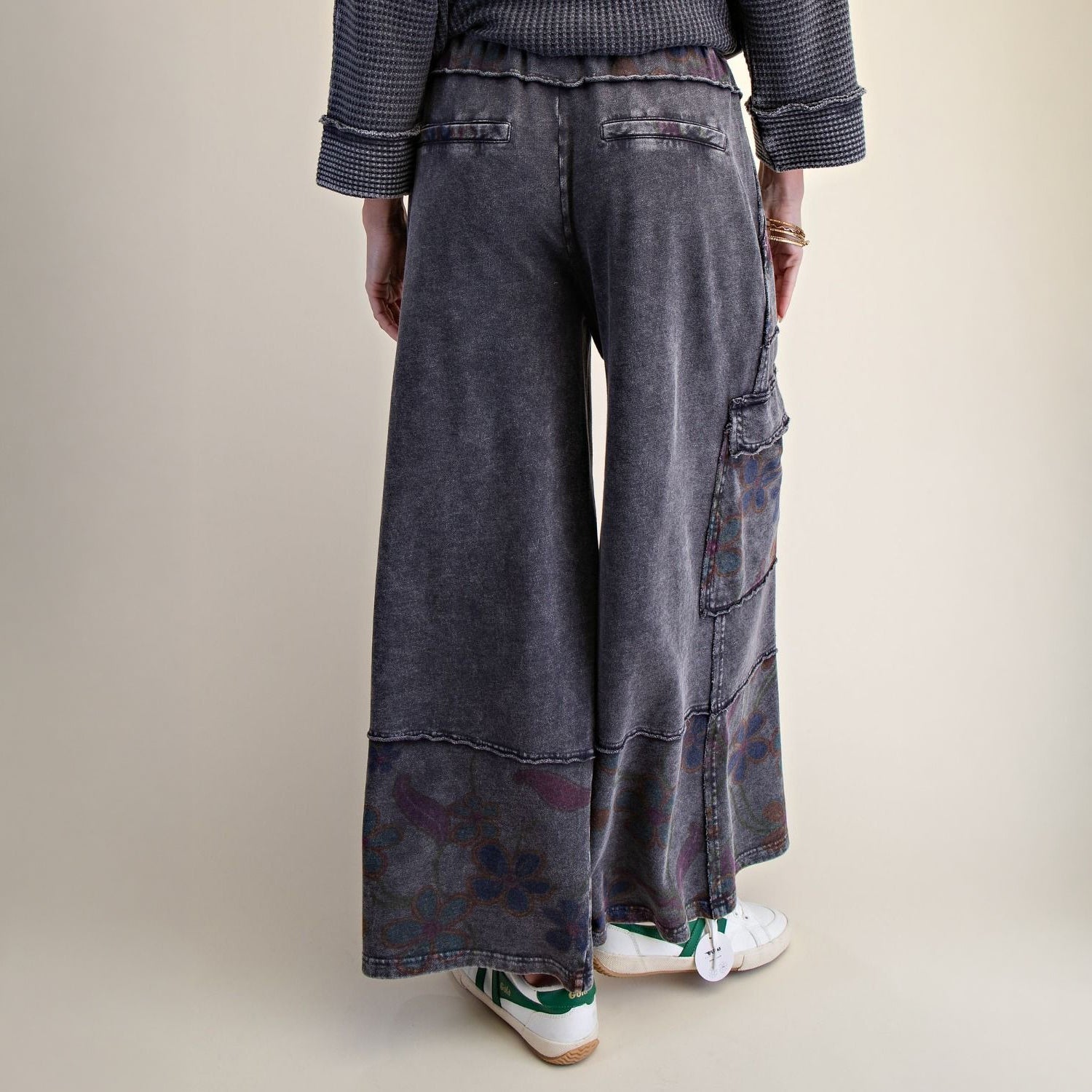 Easel Floral Terry Wide Leg Cargo Pants