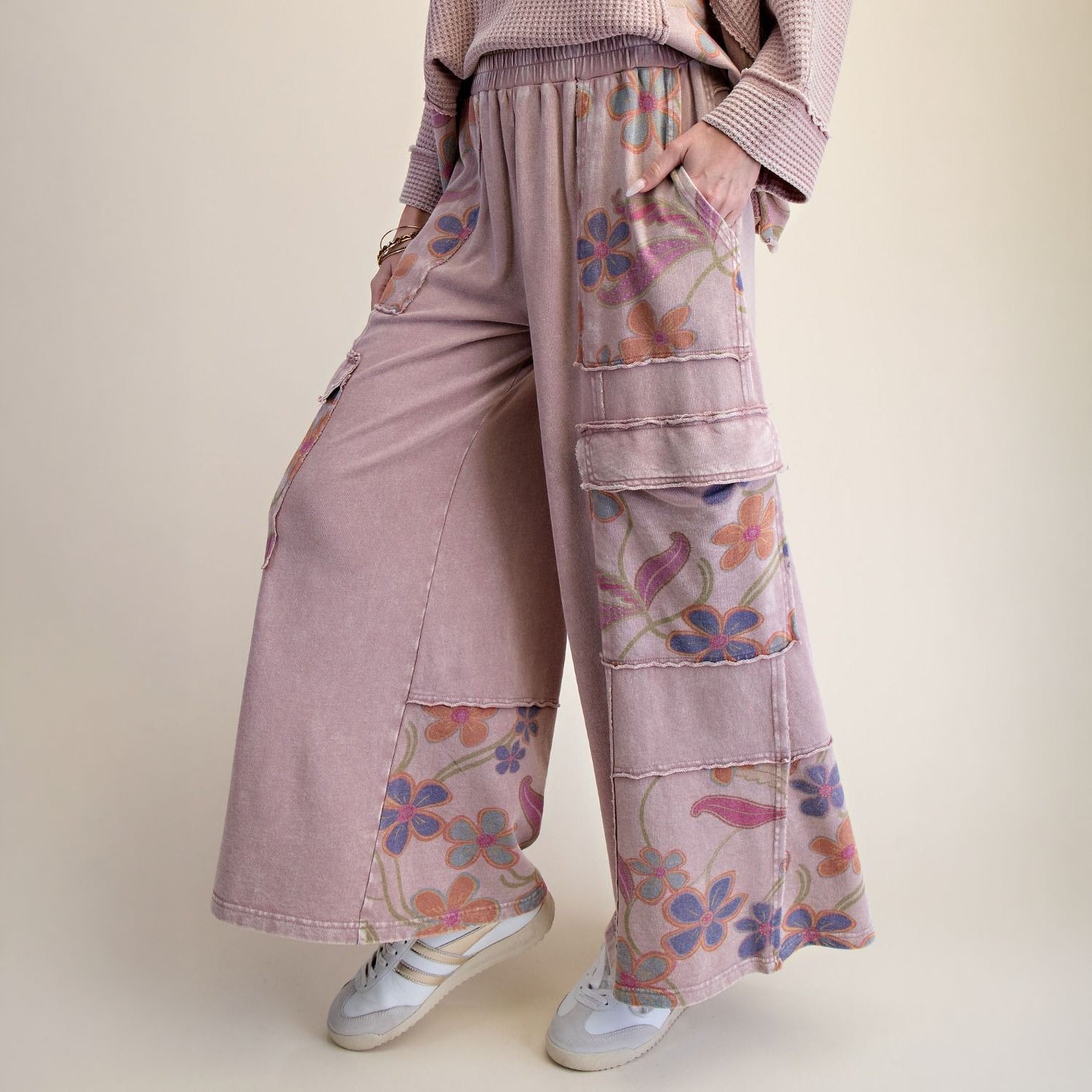 Easel Floral Terry Wide Leg Cargo Pants