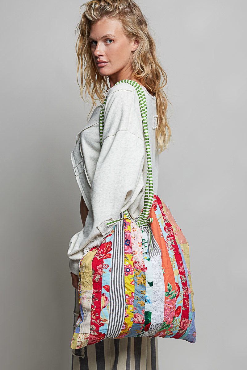 POL Clothing cream multi quilted patchwork tote bag side panel detail
