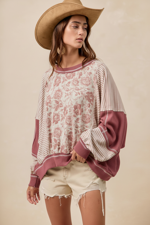 Colorblock Stripe Mix Top Oatmeal/Pink - Lifestyle image styled with denim shorts and cowboy hat